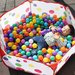 Set 100 bile din plastic multicolore pentru copii